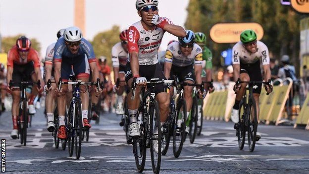 Caleb Ewan wins stage 21 of the Tour de France in Paris