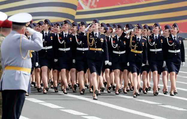 In pictures: Russia's victory day parade - BBC News