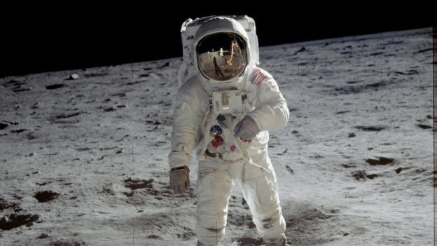Astronauta en la Luna