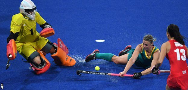 Maddie Hinch and GB team-mate Sam Quek in action against Australia in their opening match of the Rio 2016 Olympics