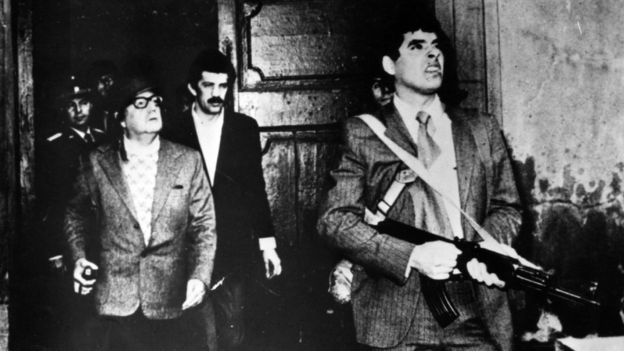El presidente Salvador Allende con sus guardias