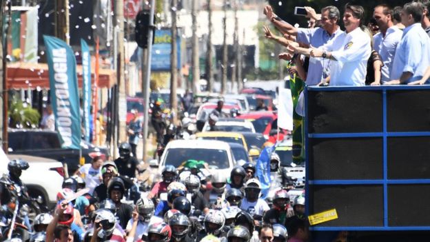 கருக்கலைப்புக்கு எதிரான சமரசமற்ற நிலைப்பாட்டால் மில்லியன் மறைபரப்பு கிறிஸ்தவர்கள் ஆதரவு அளிக்கின்றனர்.