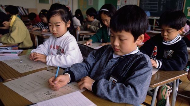 Murid sekolah dasar Jepang.