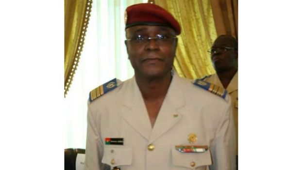 Le colonel major Oumarou Sadou, inspecteur des armées de 57 ans, a été nommé chef d'état-major général des armées du Burkina Faso en remplacement du général Pingrenoma Zagré.