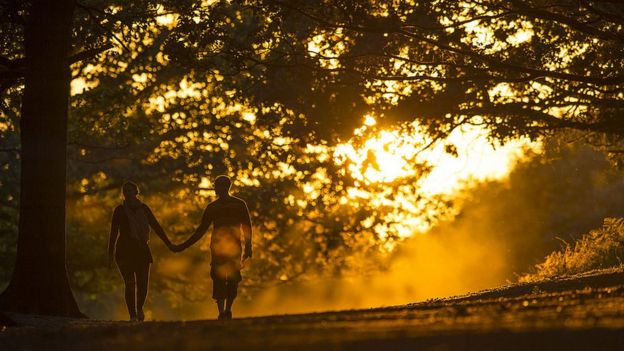 உறவுமுறையில் இல்லாமல் சிங்கிளாக இருப்பதால் என்ன பயன் ?