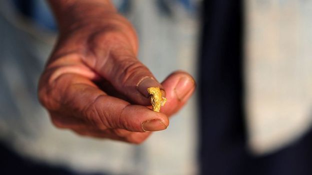 Según el Diccionario de autoridades, pepita es lo que "llaman en Indias a unos pedazos de oro".