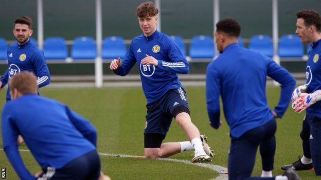 Jack Hendry (centre) trains with Scotland