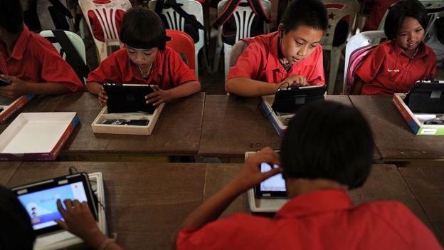 อินเทอร์เน็ตและเทคโนโลยีเป็นเรื่องใกล้ตัวสำหรับเด็กชั้นประถมศึกษาในปัจจุบัน