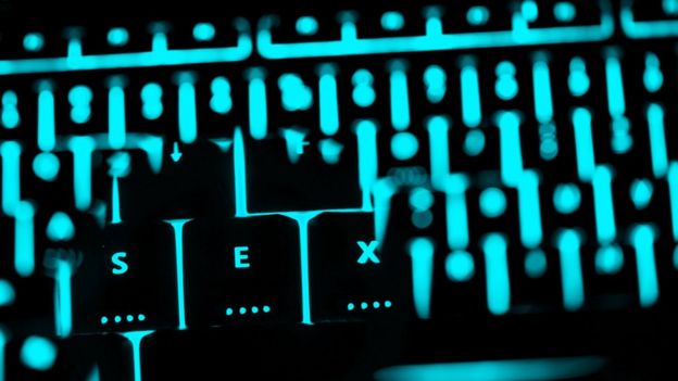 விபச்சாரத்தையும், பாலியல் தொழிலையும் இணையம் மாற்றியது எப்படி?