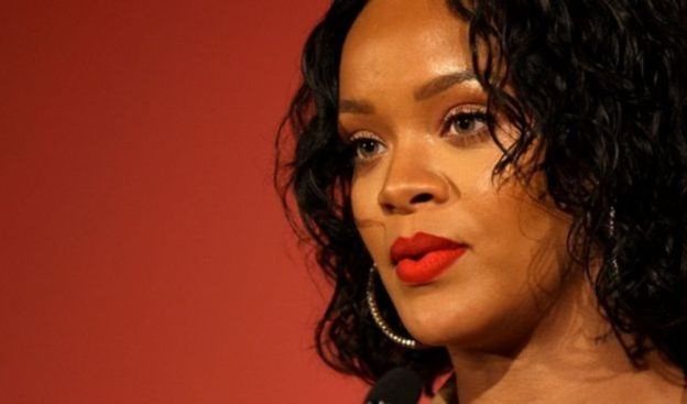 காதலியிடம் மன்னிப்பு கேட்பது எப்படி?