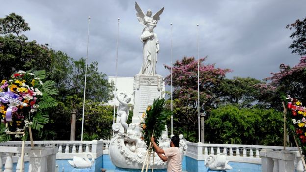 Estatua a Rubén Darío
