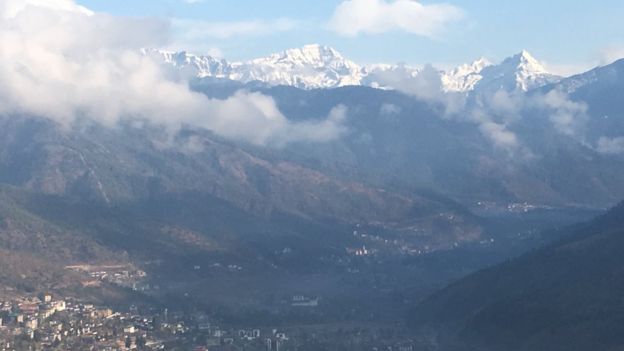 டோக்லாம் சர்ச்சை: இந்தியா - சீனா இடையே சிக்கி தவிக்கும் பூடான்