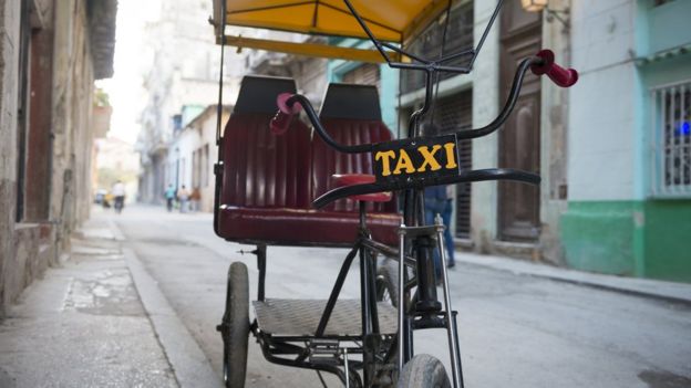 Bicitáxi em Havana, Cuba