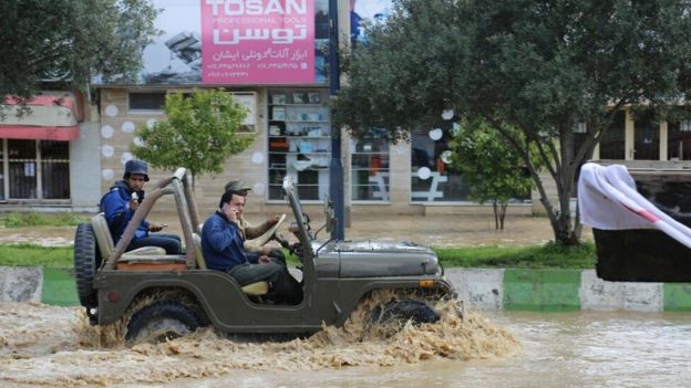 Ø¨Ø± Ø§Ø³Ø§Ø³ Ù¾ÛØ´âØ¨ÛÙÛ ÙÙØ§Ø´ÙØ§Ø³Û Ø¨Ø§Ø±Ø§Ù ØªØ§ Ø±ÙØ² Ù¾ÙØ¬âØ´ÙØ¨Ù Ø¯Ø± Ø¨Ø±Ø®Û ÙÙØ§Ø·Ù Ø§Ø¯Ø§ÙÙ Ø®ÙØ§ÙØ¯ Ø¯Ø§Ø´Øª