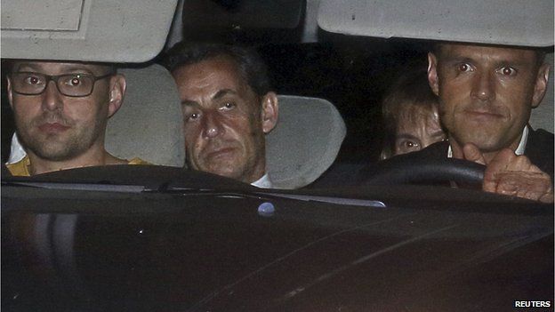 Nicolas Sarkozy in police car, 1 Jul 14