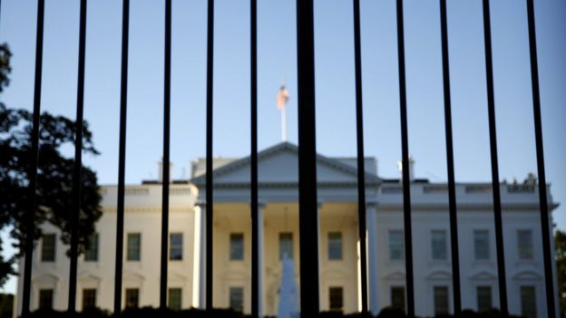 The White House photographed behind bars outside the residence