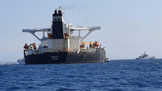 Предположительно, танкер "Грейс 1" вез сырую нефть в Сирию