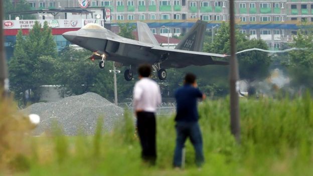 A US Air Force F-22 Raptor lands at Gwangju Air Base in the south-western city of Gwangju, S Korea, on May 16, 2018