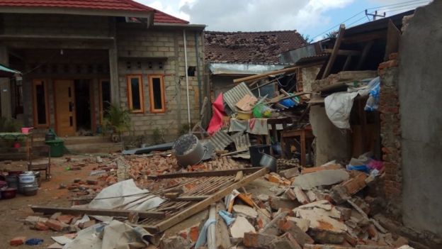 Gempa Lombok