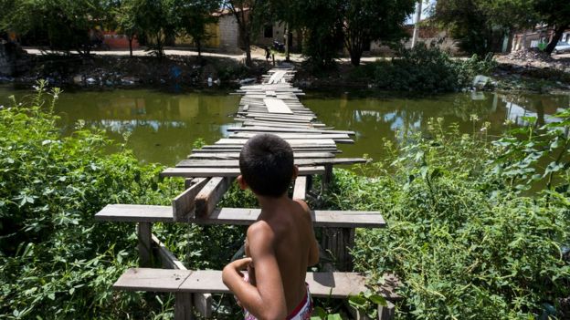 Criança em Caucaia, na Grande Fortaleza