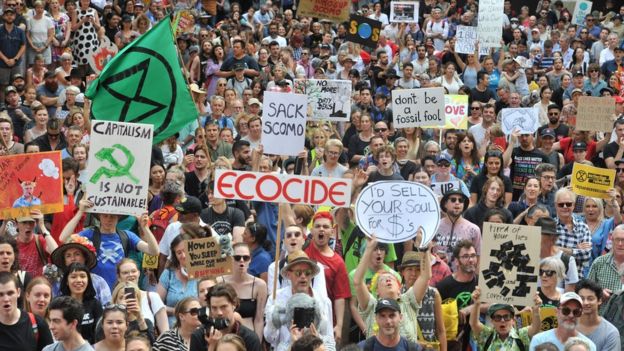 Protesto em Sydney, na Austrália, pedindo ação do governo contra as mudanças climáticas