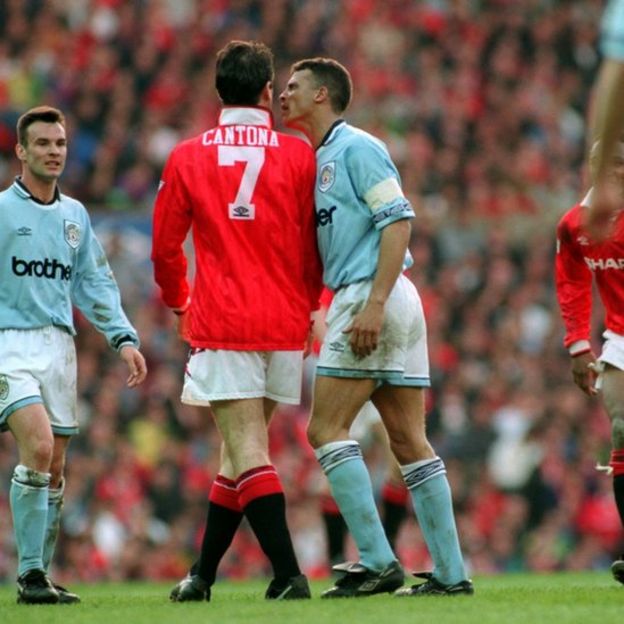 Keith Curle y Eric Cantona