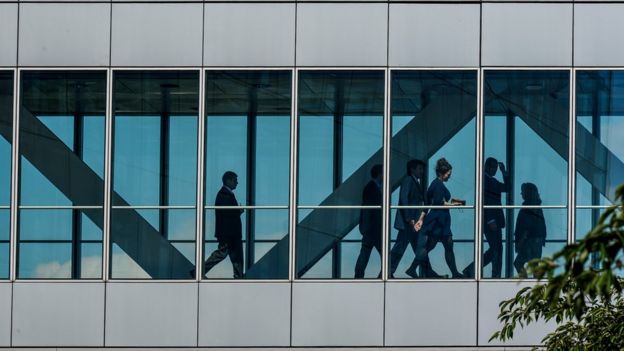 European Parliament: Guide To Plenary Sessions - BBC News