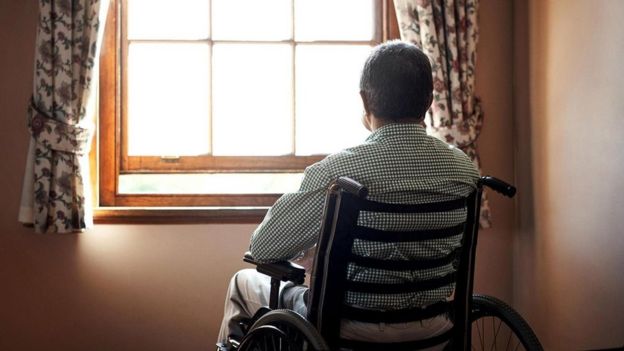 التعرّض لصدمة نفسية يزيد من فرص نسيان اللغة الأصلية