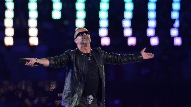 George Michael en el escenario.