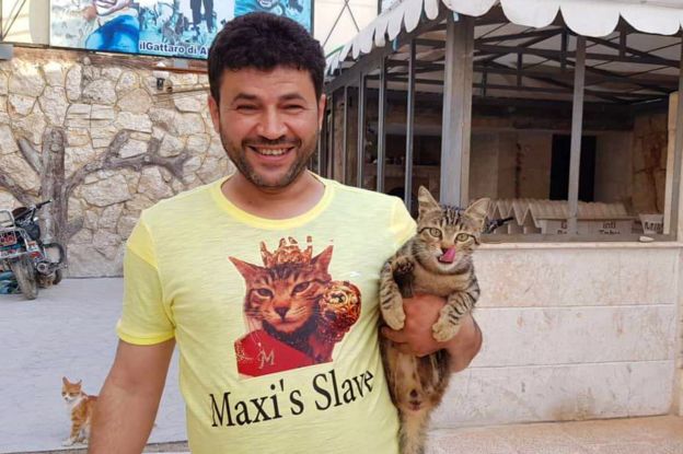 The Cat Man of Syria is Back