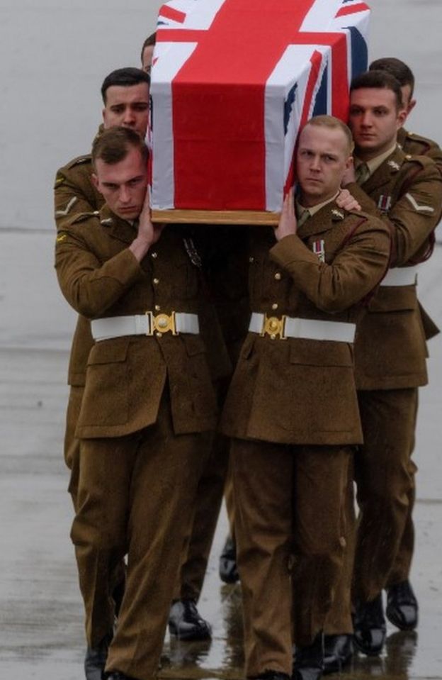 L Cpl Scott Hetherington: Soldier's Body Repatriated After Iraq Death 