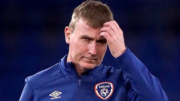 Stephen Kenny will hand the goalkeeping jersey to Mark Travers with Darren Randolph and Caoimhe Kelleher both ruled out by injury