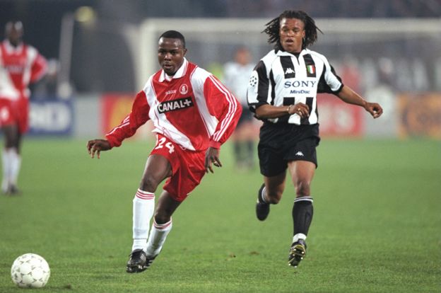 Victor Ikpeba y Edgar Davis