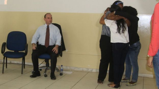 Juiz Sami Storch observa conciliação após técnica de constelação familiar em vara judicial na Bahia | Foto: Sami Storch