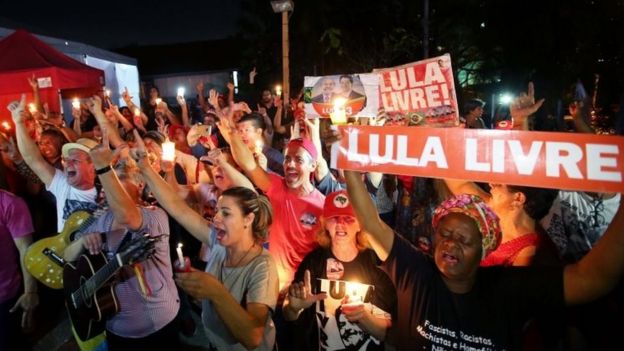 Manifestantes a favor de Lula