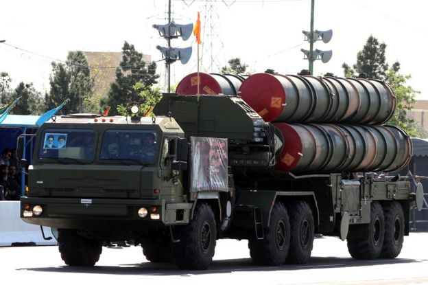 Military trucks carrying Iranian S300 missiles on parade in Tehran, 18 April
