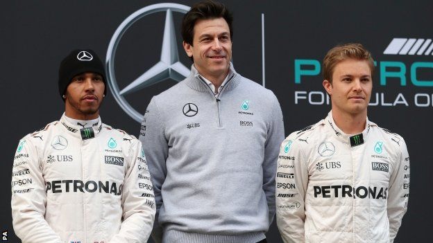Lewis Hamilton (left), Toto Wolff and Nico Rosberg (right)