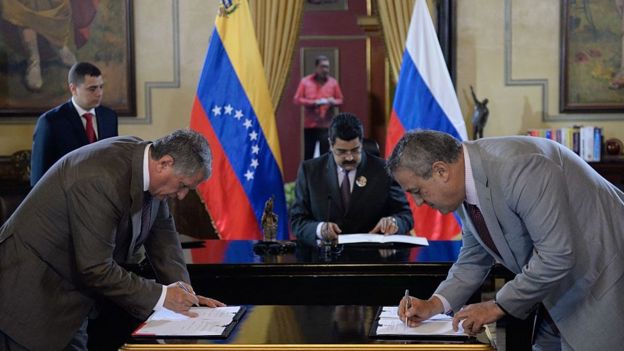 Firma d eacuerdos petroleros entre Rusia y Venezuela