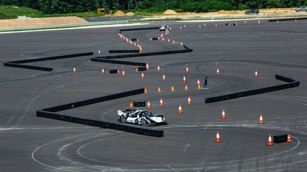 Roborace cars on obstacle course