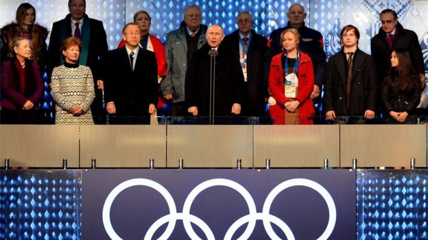 Putin Soçi Kış Olimpiyatları'nın açılış töreninde