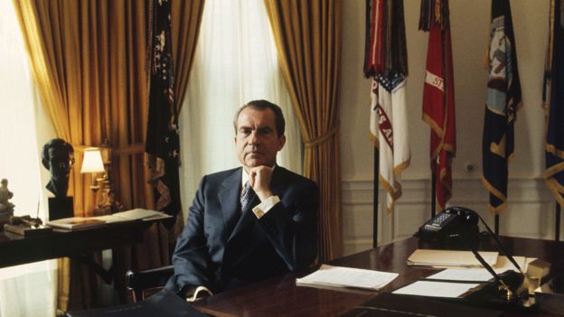 Nixon en su despacho