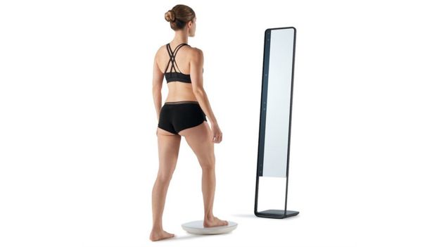 உடலை 3டியாக மாற்றும் மாயக்கண்ணாடி