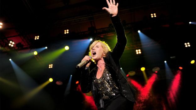 This file photo taken on October 04, 2012 shows singer Dolores O"Riordan of the Irish rock band "The Cranberries" performing at the Sant Jordi Club in Barcelona on October 4, 2012.