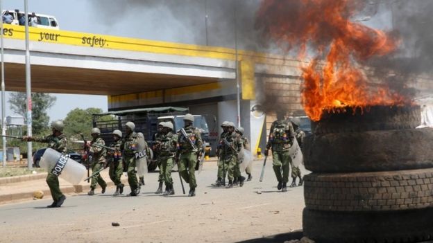 Riot policemen arrive to disperse supporters of opposition leader Raila Odinga, after their political leader claimed 