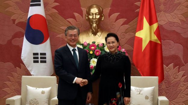 Chủ tịch Quốc hội Việt Nam Nguyễn Thị Kim Ngân tiếp đón Tổng thống Hàn Quốc Moon Jae-in hồi tháng 3/2018