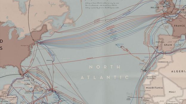 La primera "vena" de internet comunicó Reino Unido con Estados Unidos. Así lo muestra esta imagen extraída del Submarine Cable Map.