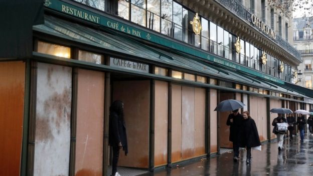 Boarded-up shop in Paris