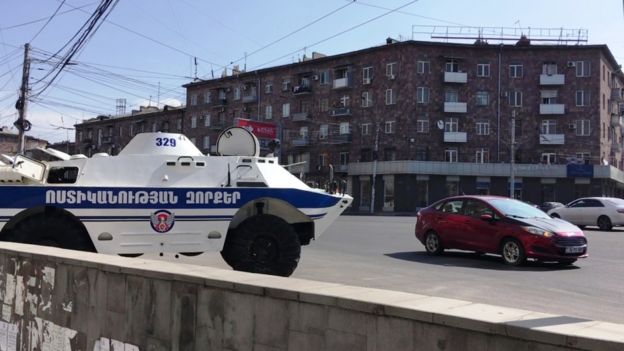 Yerevan_police