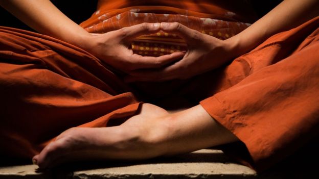 சர்வதேச யோகா தினம் : எப்படியெல்லாம் யோகா பயிற்சி மேற்கொள்ள கூடாது ?