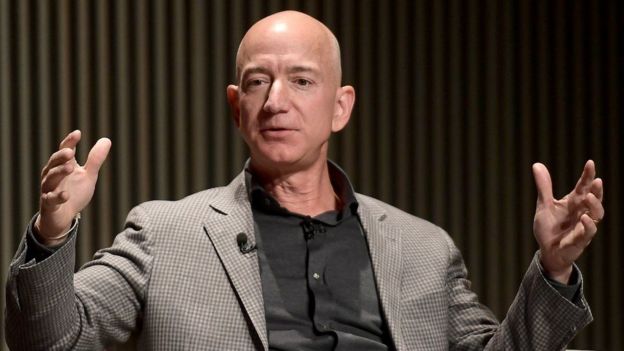 Jeff Bezos fundador de Amazon.